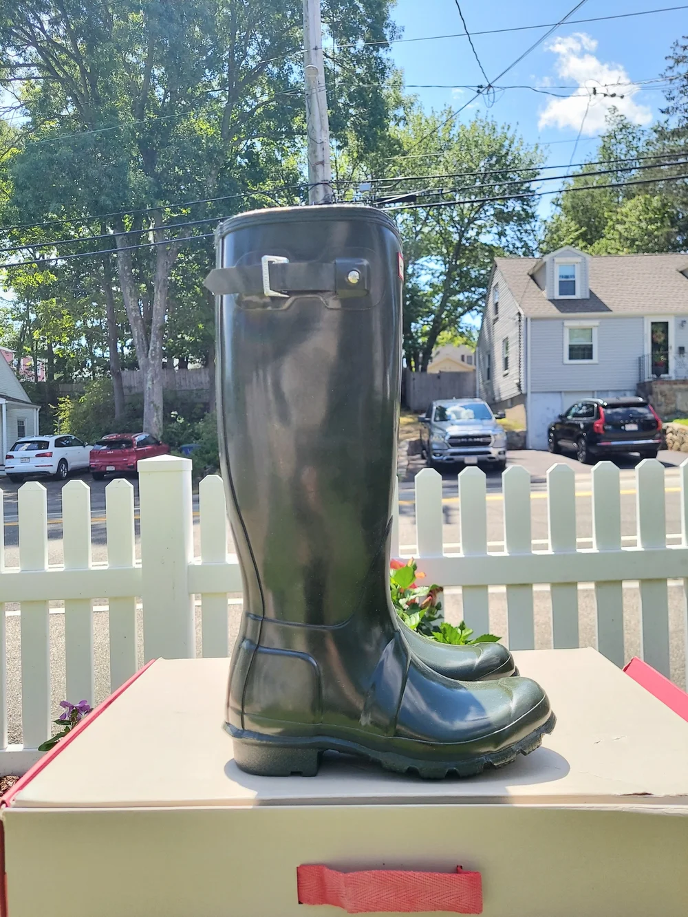 Hunter Olive Green Tall Waterproof Rain Boots Womens Big Girls Size 5 NWT Travel